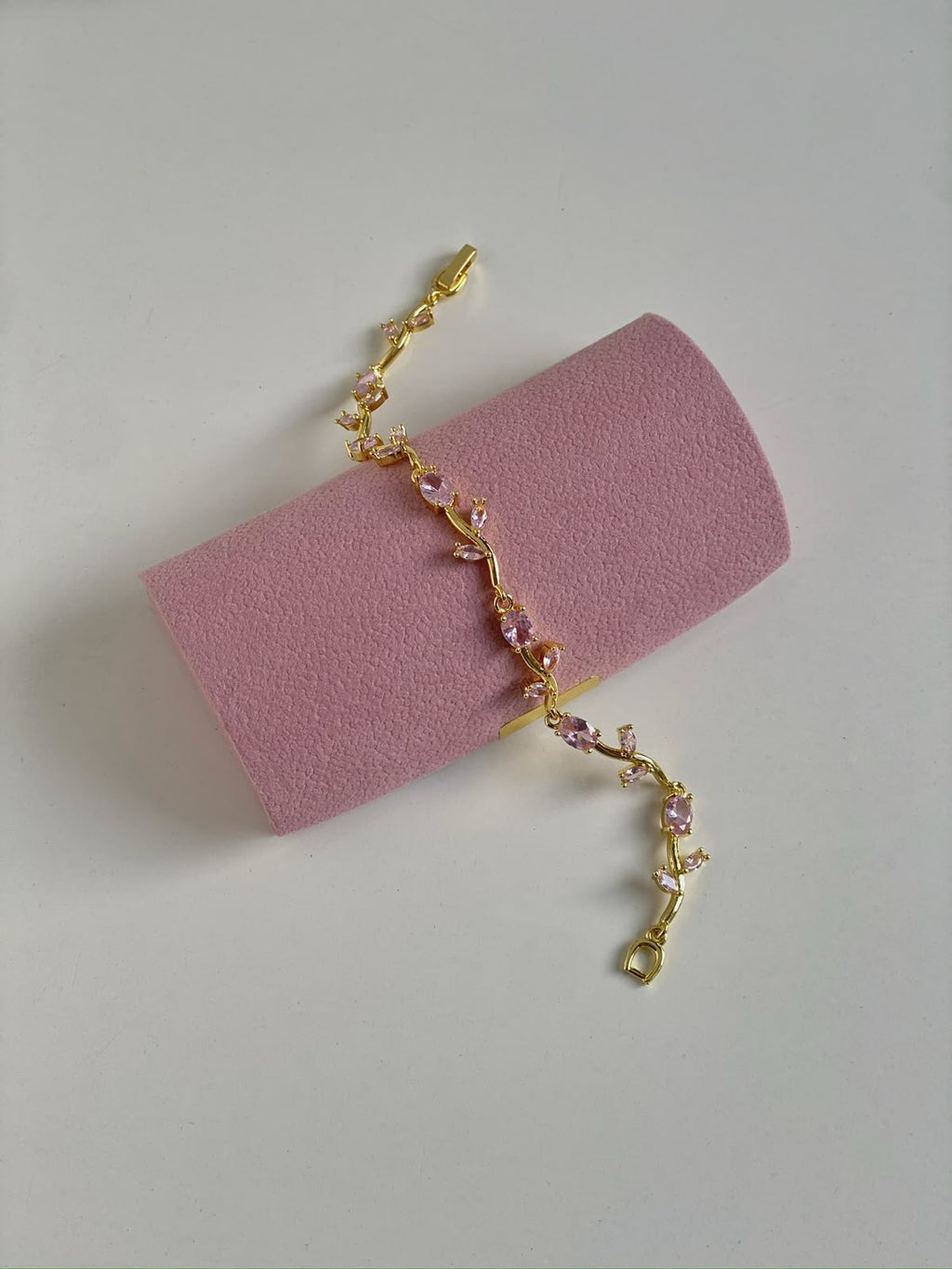Tulip Bracelet – Gold (Pink)