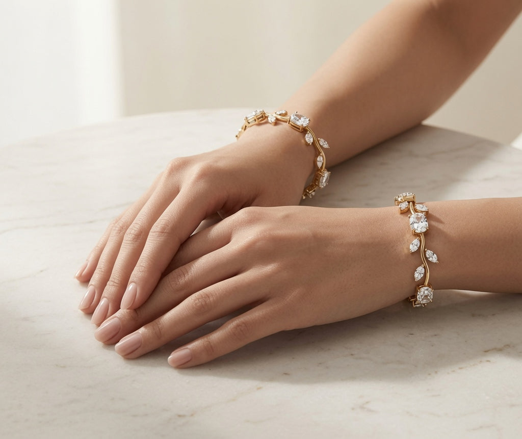 Tulip Bracelet Duo – Gold (White)
