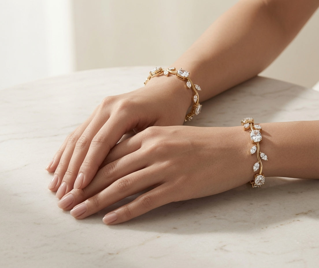 Tulip Bracelet Duo – Gold (White)
