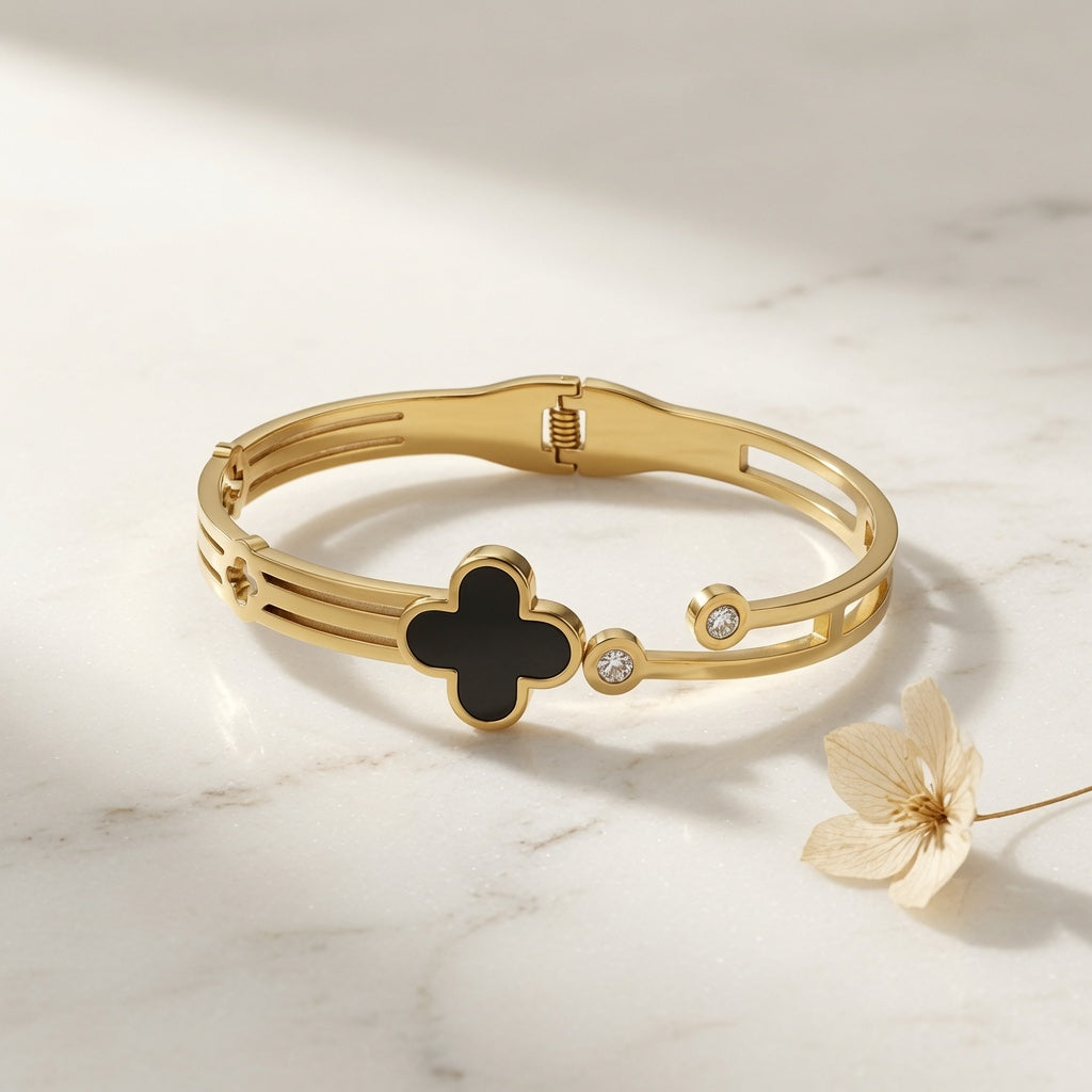 Clover Crystal Bangle