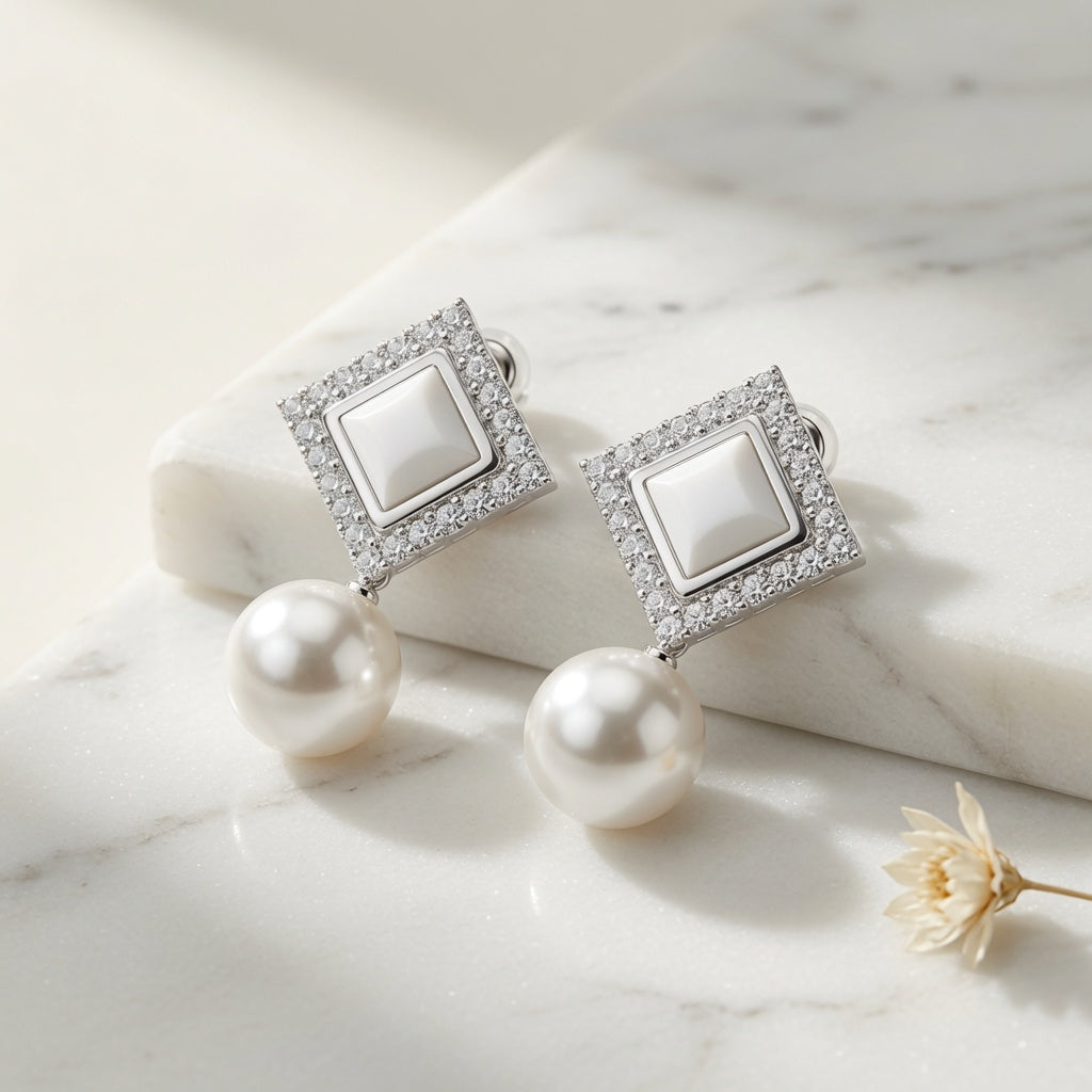 Vintage Pearl Drop Earrings - Silver (White)