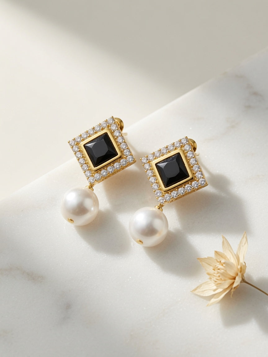 Vintage Pearl Drop Earrings - Gold (Black)
