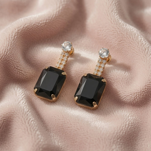Blush Drop Earrings - Gold (Black)